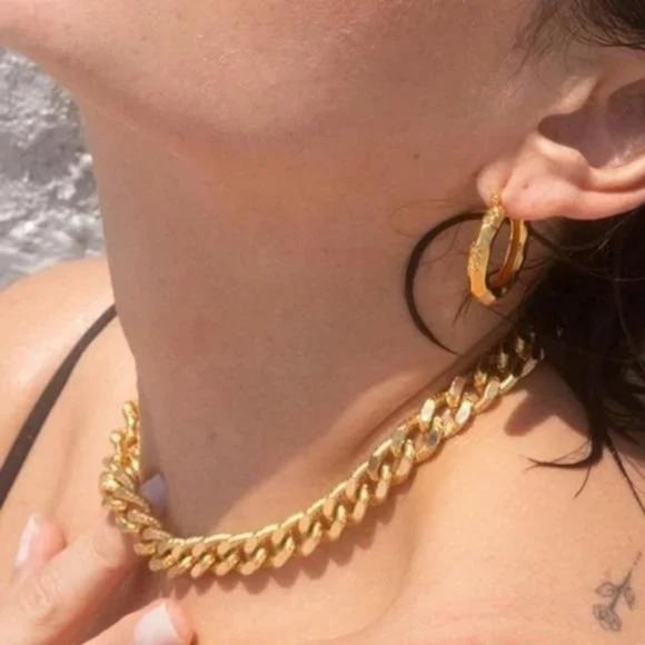 New Gold Plated Cuban Necklace, nice Necklace, cute Necklace - Picture 2 of 5